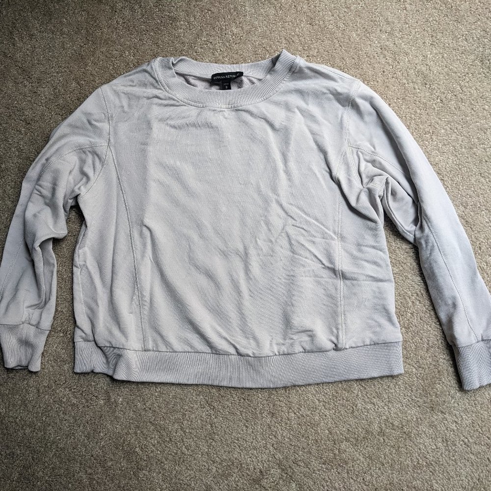 ❌SOLD❌ Banana Republic Petite Baby Terry Crew Sweatshirt